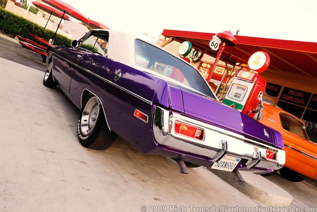 1970_Dodge_Dart_Swinger_built_by-1.jpg