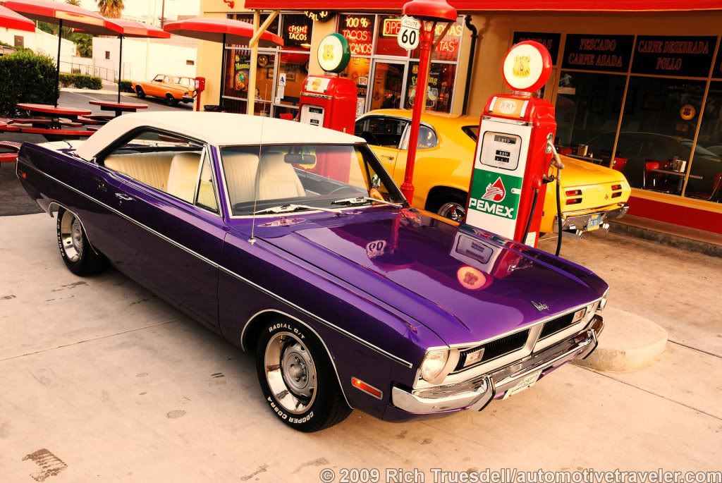 1970_Dodge_Dart_Swinger_built_by-4.jpg