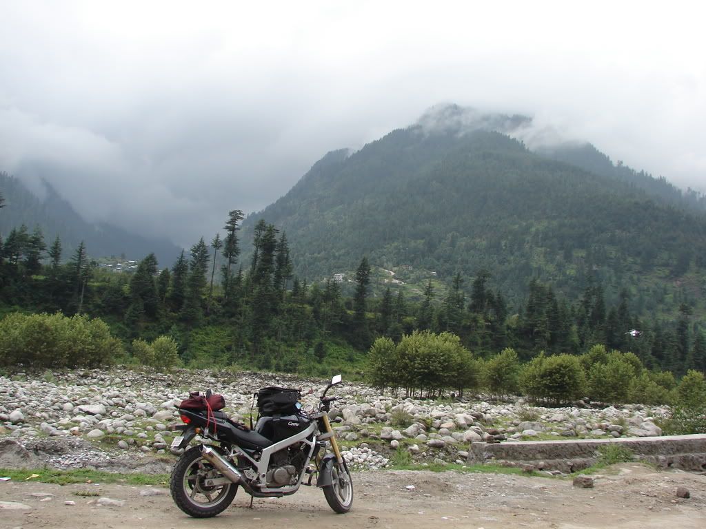 View from the other bank at Manali