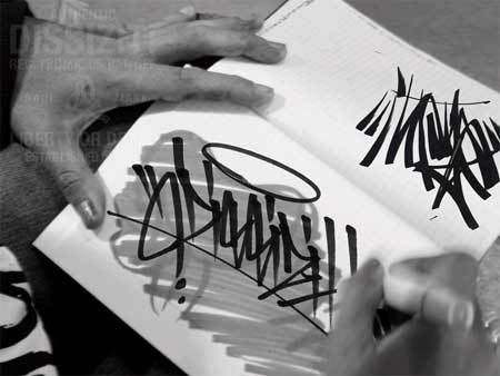 Dissizit! Graphics