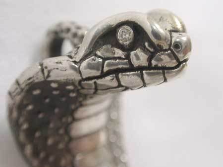 Oort Silver & rivet  Diamond Eye King Cobra Pendate Top