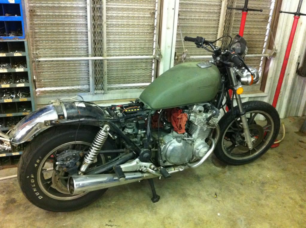 suzuki gs bobber