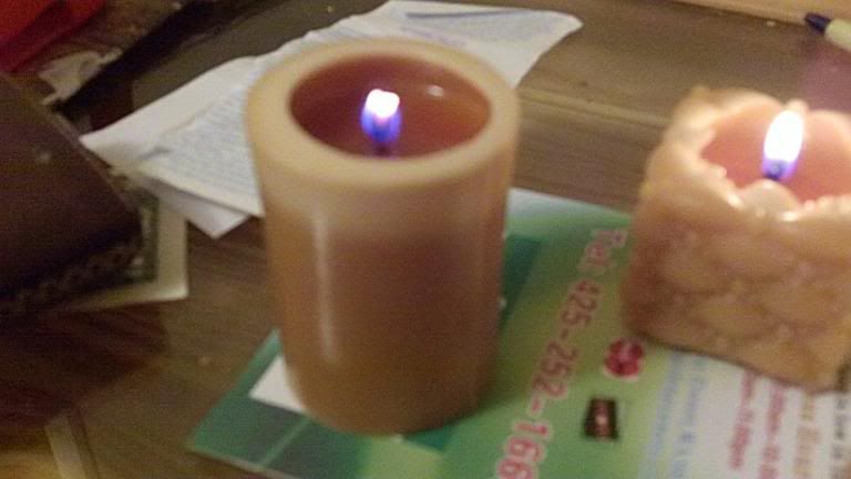 candle1-1.jpg