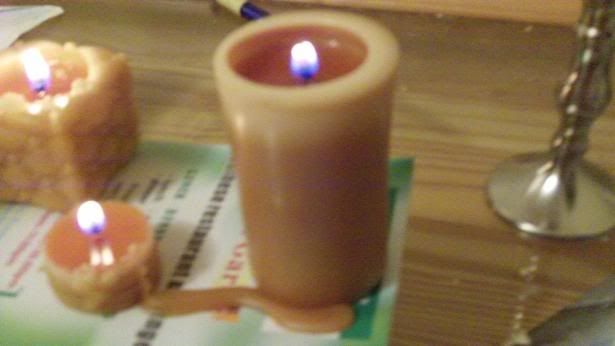 candle3-1.jpg