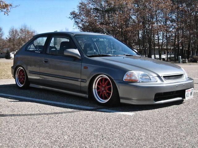 http://i248.photobucket.com/albums/gg169/khmerlooser/slammedvpek22.jpg