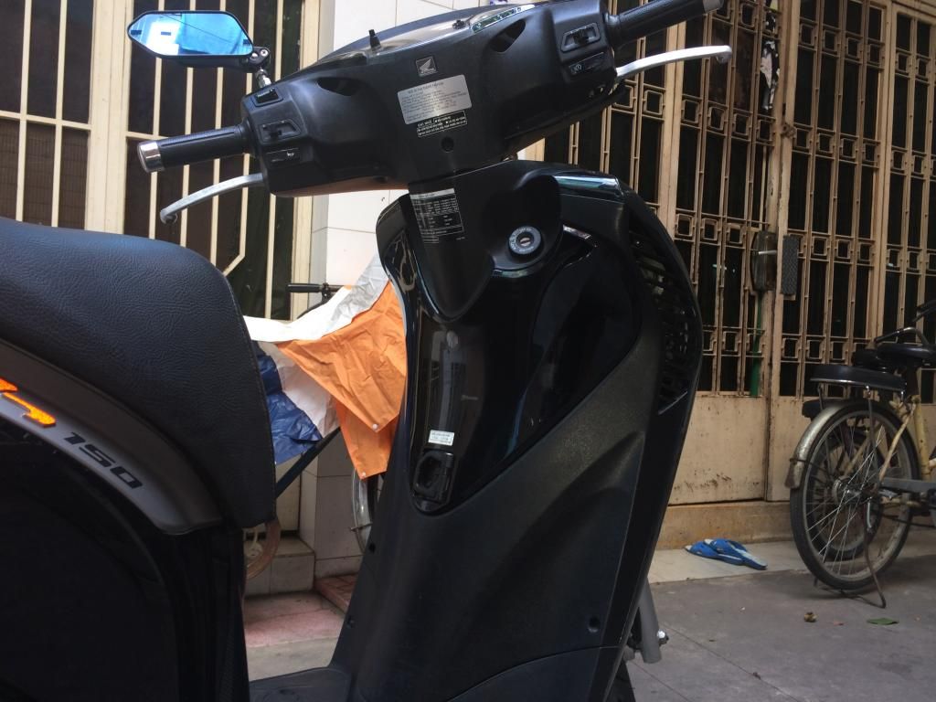 SH150i - mẫu itali - đăng ký 2012 - new 98% - xe nguyên zin , long lanh - 3