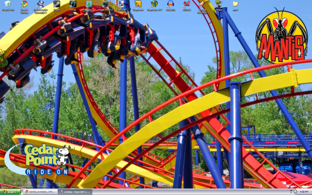 http://i248.photobucket.com/albums/gg170/hooky_-i-_vanisher/desktop4.png