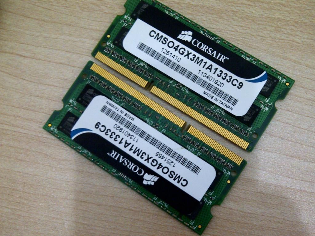 Bán cặp ram DDR3 Corsair C9 1333 (8gb) và DDR2 bus 800 (4gb)