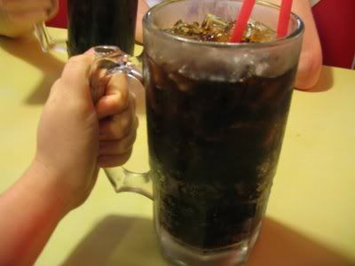xxxrakka27srootbeer.jpg