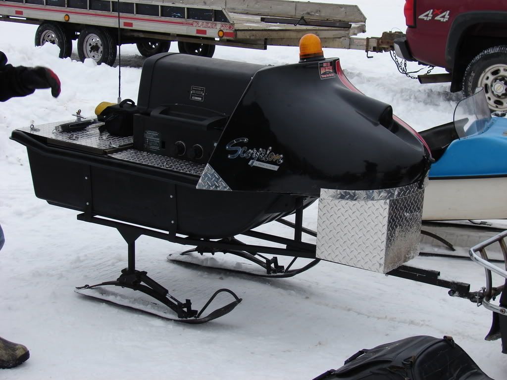 How To Build An Easel Stand, How To Build A Wood Bed Frame & Headboard