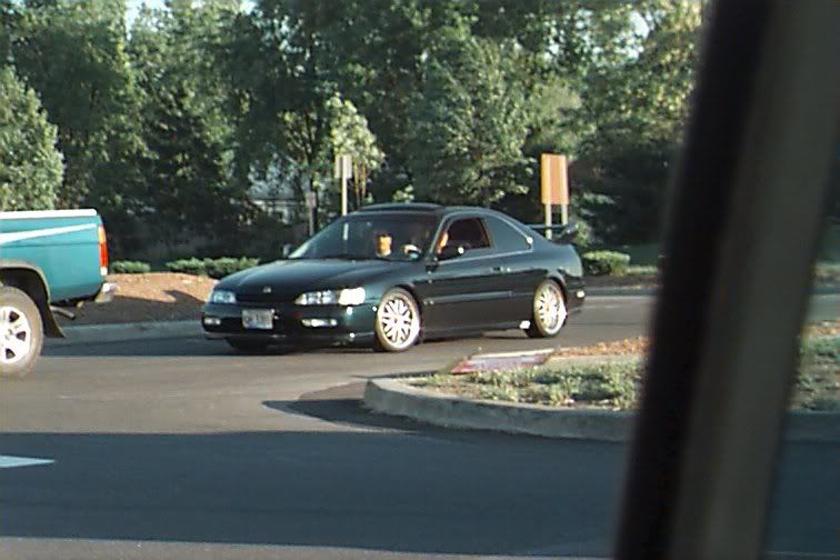 http://i248.photobucket.com/albums/gg195/phototechnik/oldschoolcarscene/DC0023L.jpg