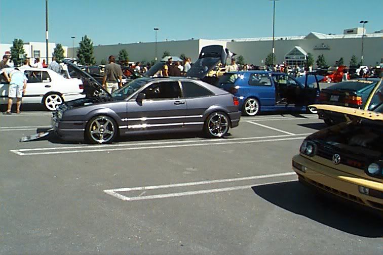 http://i248.photobucket.com/albums/gg195/phototechnik/oldschoolcarscene/DC0035L.jpg