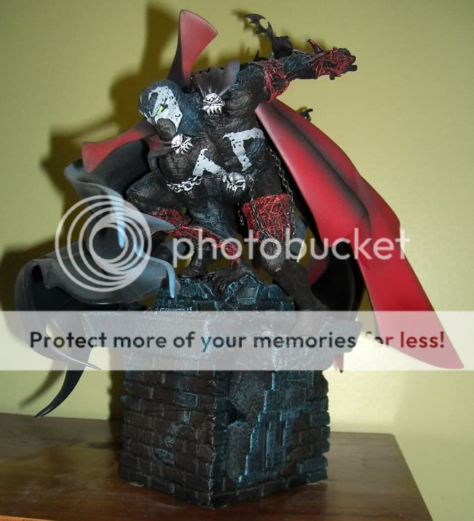 spawn batman statue