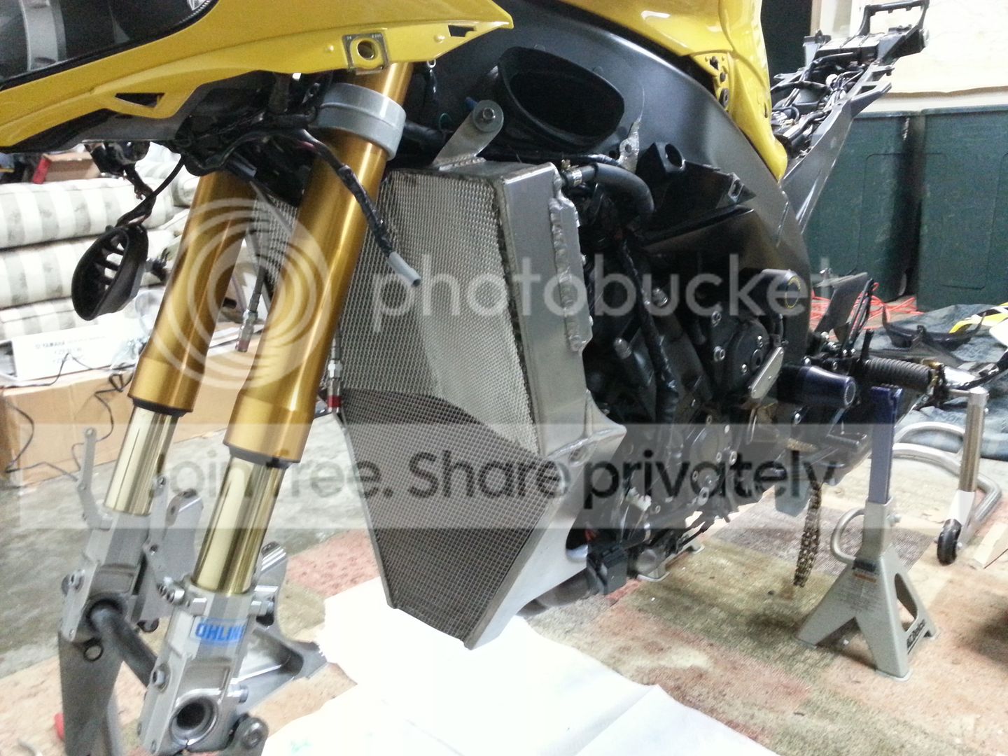 04 r1 second radiator | Yamaha R1 Forum: YZF-R1 Forums